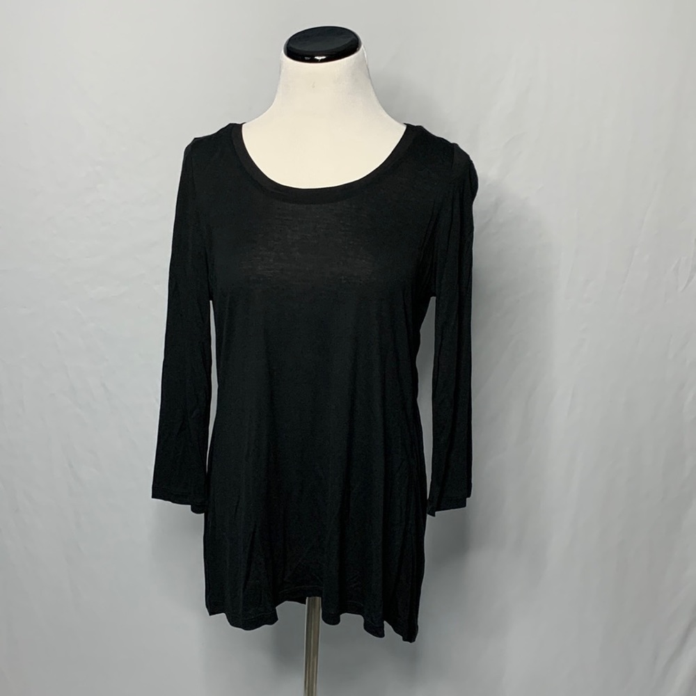 🌻2/$10 NWT Ann Taylor Black 3/4 Sleeve Sheer Split Back Tunic Top